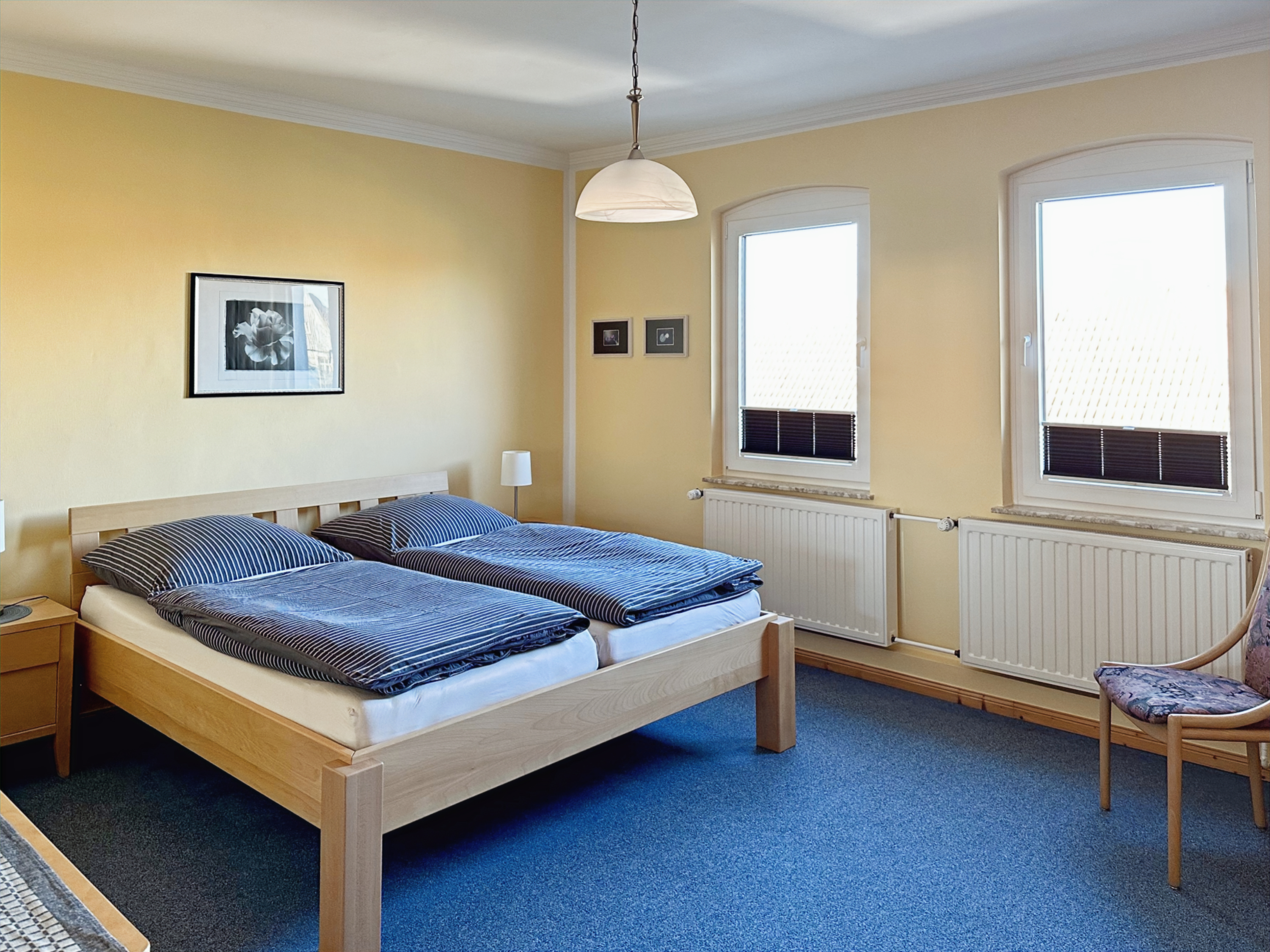 Schlafzimmer 1 mit Doppelbett – Ferienwohnung 2 Rinteln